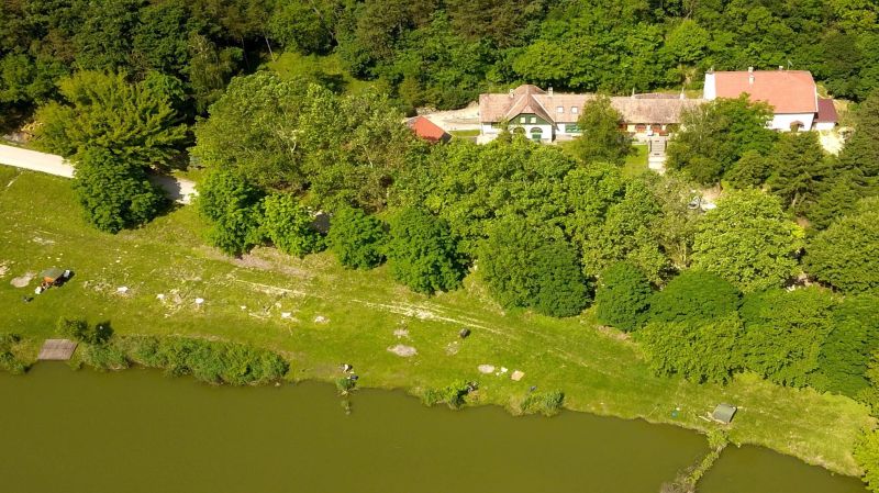 Kerektó Vadászház és Vendégház Esztergom-Búbánatvölgy - foto 1