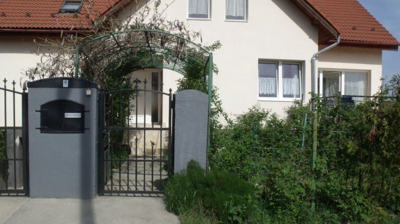 Villavölgy Vendégház Dömös - foto 1