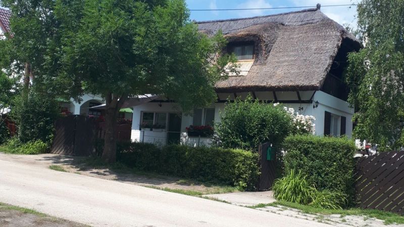 Lilla Vendégház Balatonudvari - foto 1