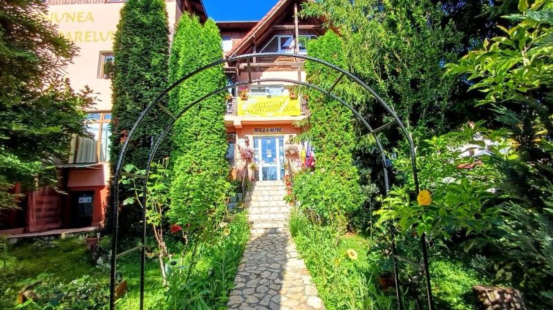 Pensiunea Agroturistica Piscul Soarelui Câmpulung - foto 1