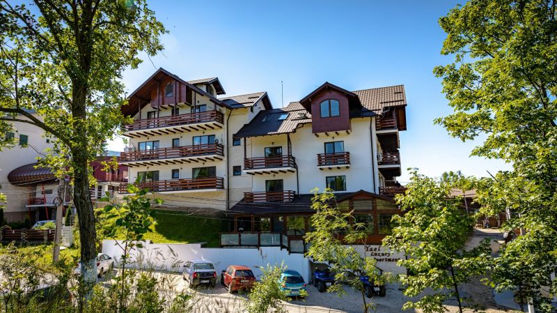 Yael Luxury Apartments 2 Bușteni - foto 1