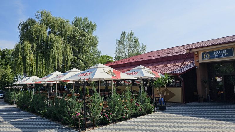 Hotel Perla Lacu Sărat - foto 1