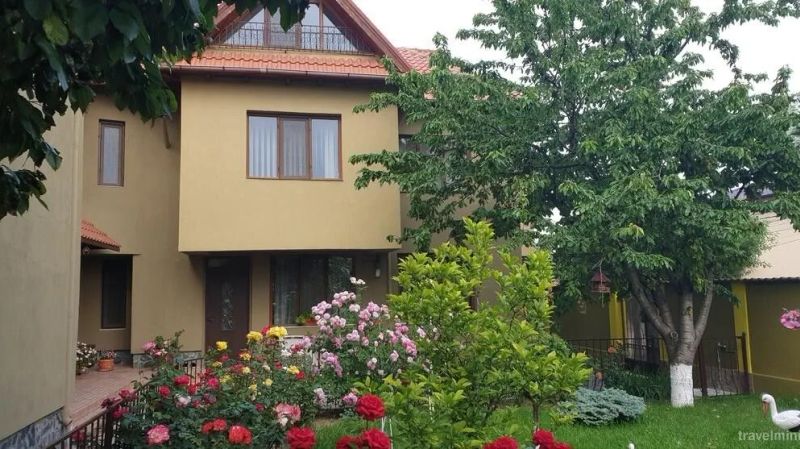 Vila Mugur 2 Mai - foto 1