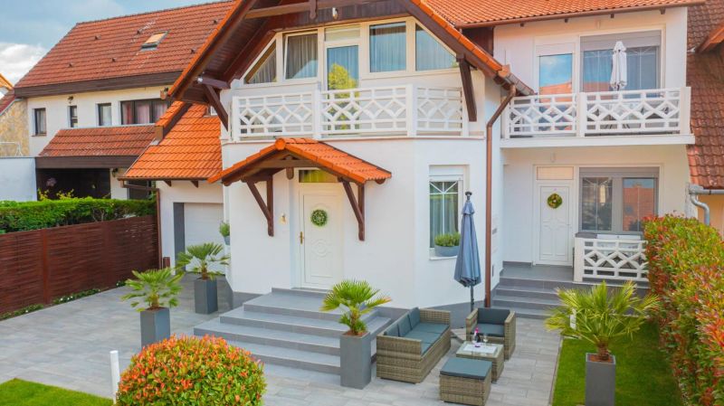 Stribli Apartmanház Harkány - foto 1