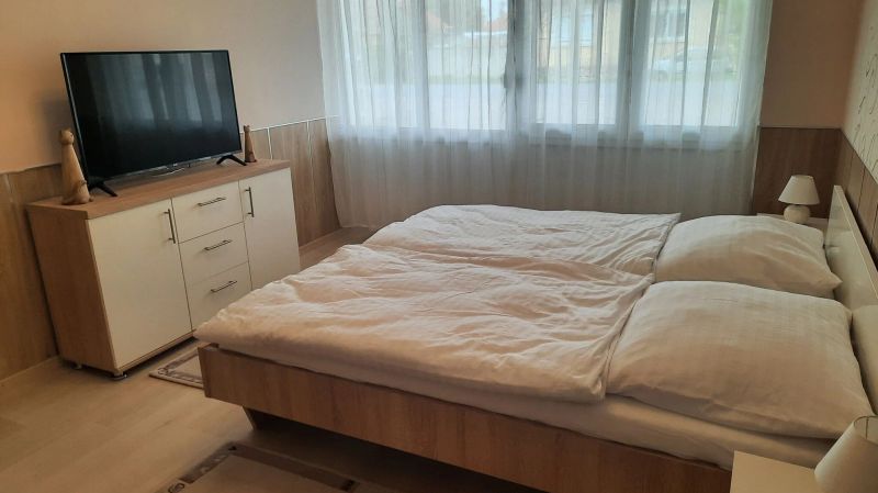 Fenyő Apartman Nagykáta - foto 1