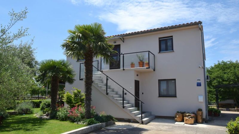 Apartments Aki Milovčići - foto 1