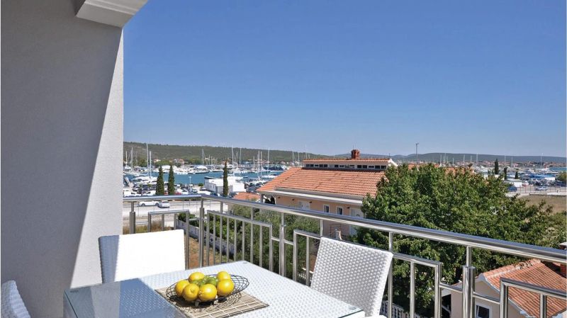 Apartman Bibinje - CDZ332 - foto 1