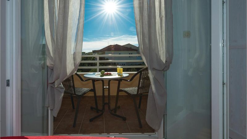 Apartman Vodice - CDJ287 - foto 1