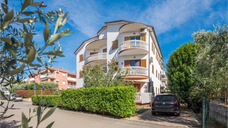 Apartman Zambratija - Zambrattia - CIU599 - foto 1