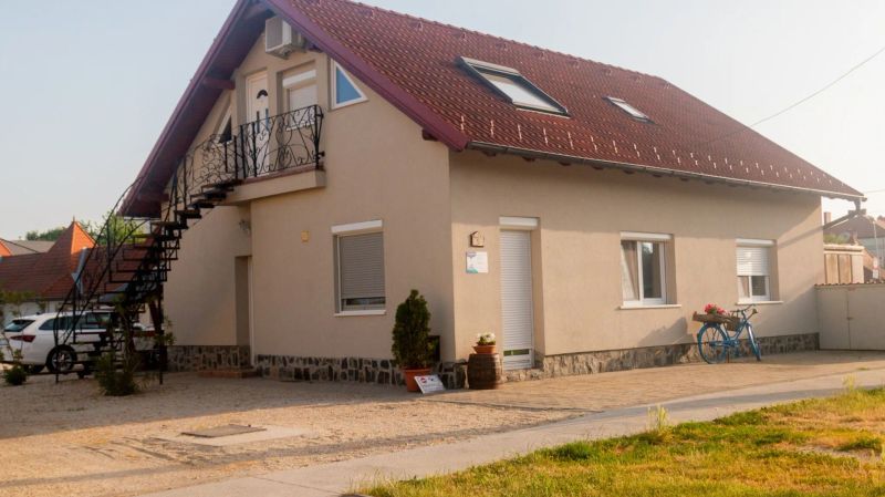 Báró Berg Apartman Kapuvár - foto 1