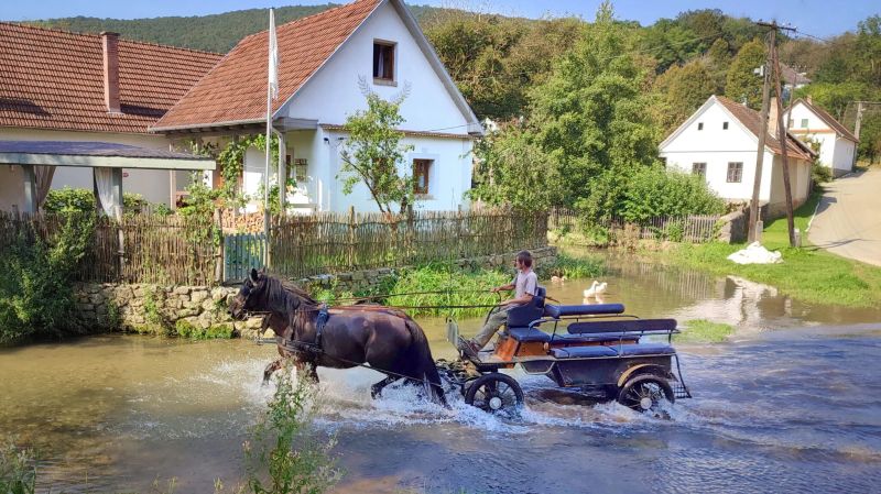 Kikötő Vendégház Jósvafő - foto 1