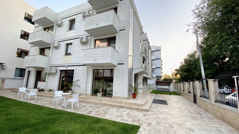 Pensiunea Lara Boutique Eforie Nord - foto 1