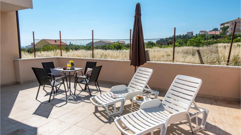 Apartman Podstrana - CDC710 - foto 1