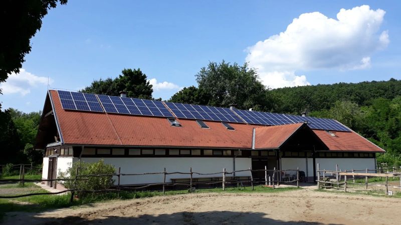 Malomkert Lovarda Szob - foto 1