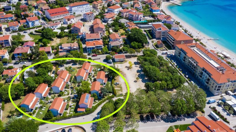 Apartments By The Sea Baška, Krk - 18771 Baška - foto 1