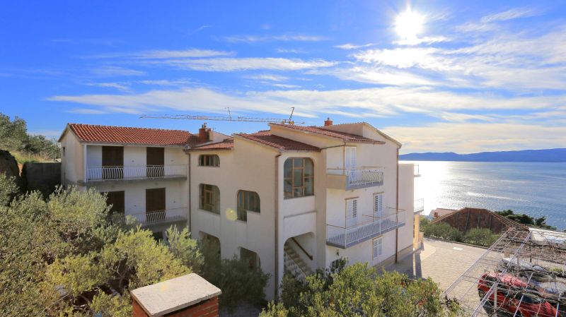 Apartments With Parking Space Brela, Makarska - 18495 Brela - foto 1
