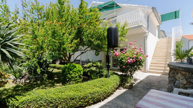 Apartments Mirjana Blue Beach Vodice - foto 1