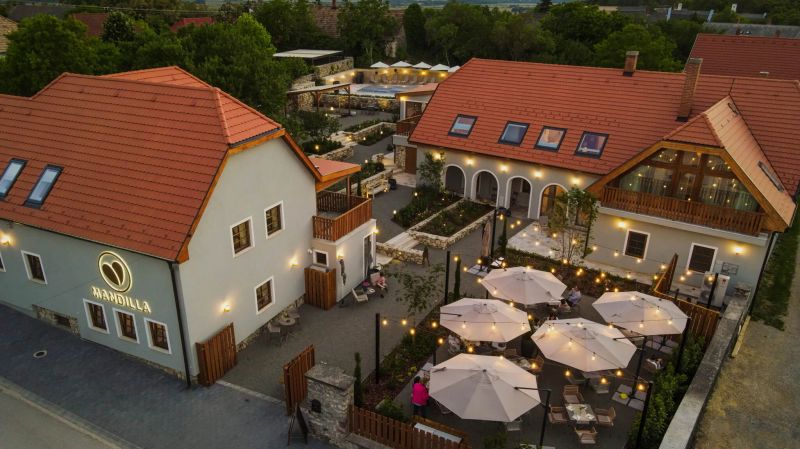 Mandilla**** Köveskál - foto 1