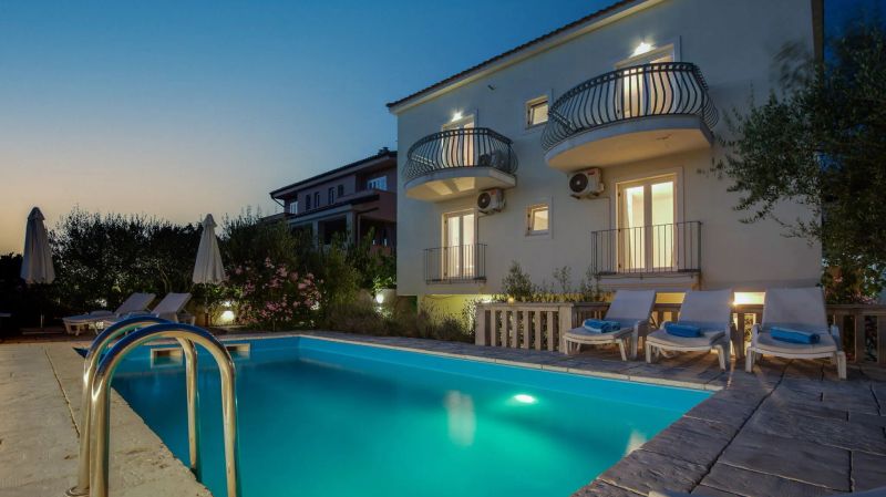 Villa Dada Lindarići Bajčići - foto 1