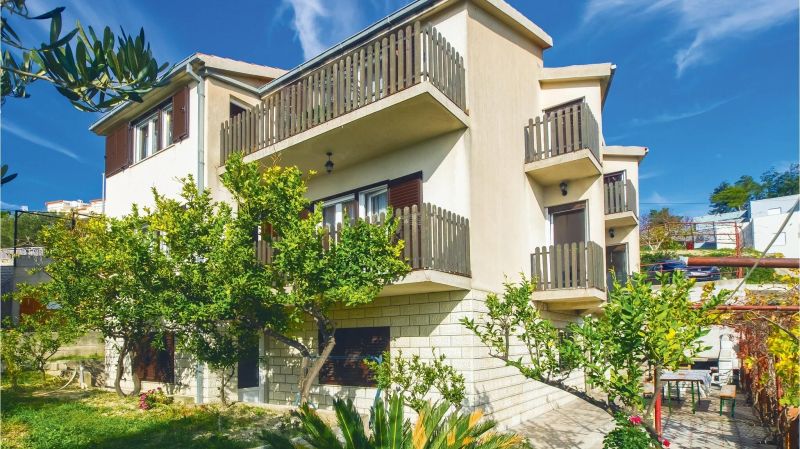 Apartman Podstrana - CDF798 - foto 1