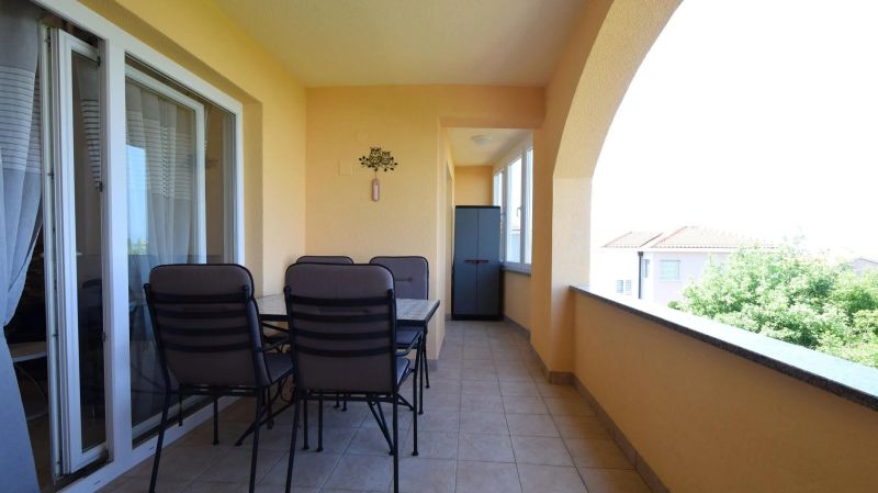 Apartments With Parking Space Vantačići, Krk - 20442 Vantačići - foto 1