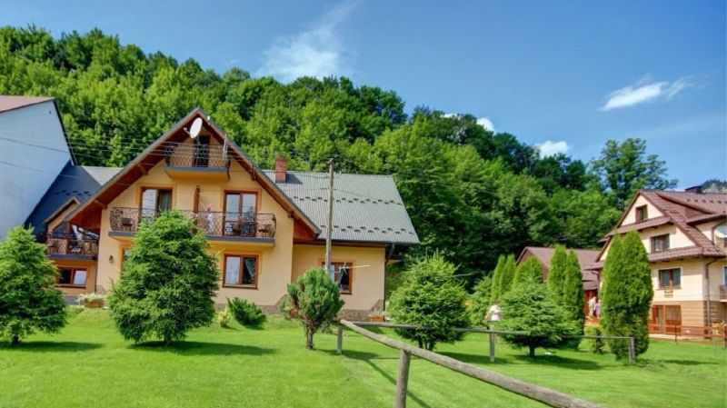 Pokoje Gościnne Natalia i Henryk Starowicz Sromowce Niżne - foto 1
