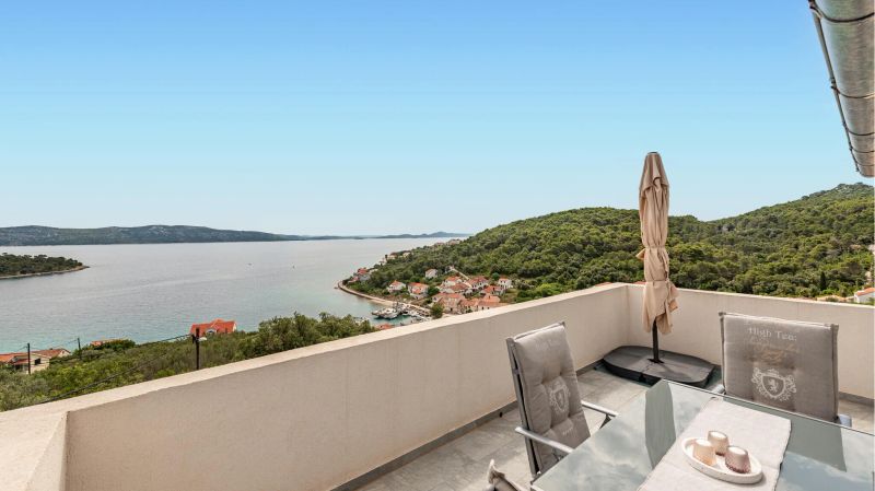 Apartman Veli Iž - CDU611 - foto 1