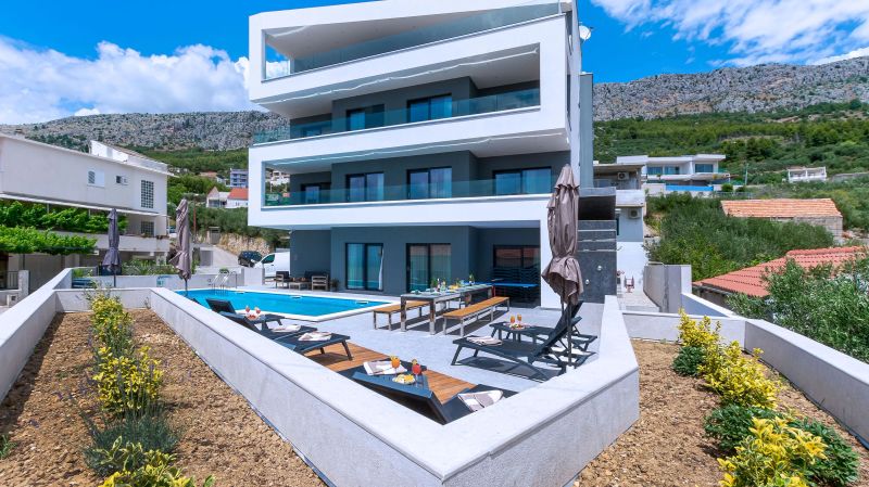 Villa Leona Dugi Rat - foto 1