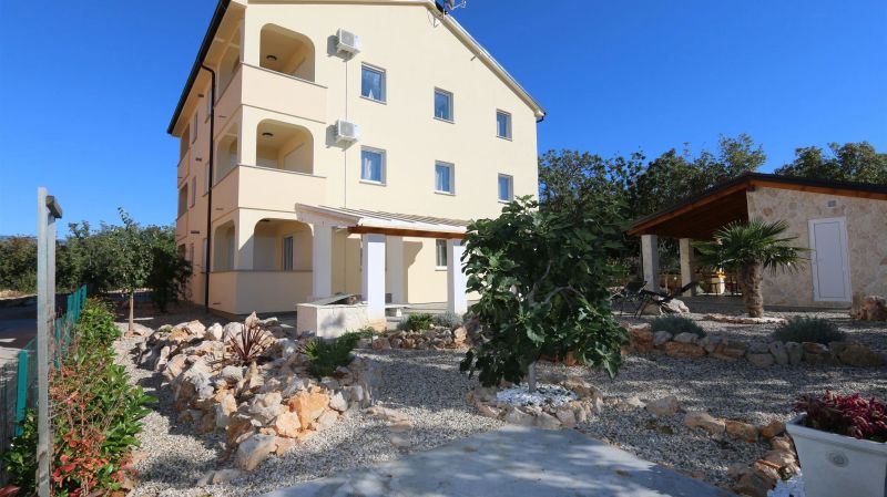Apartments Rogic- Klimno - foto 1