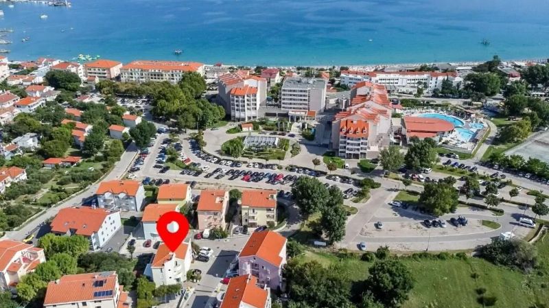 Apartments With Parking Space Baška, Krk - 22411 Baška - foto 1