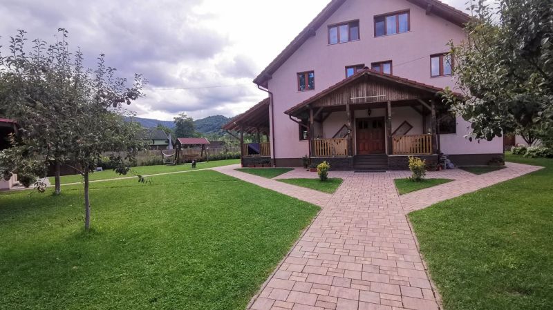 Casa Cecilia Costeşti - foto 1