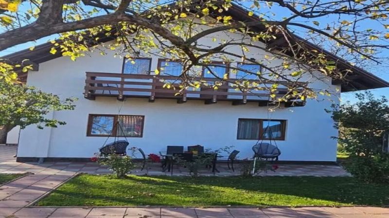 Alio Guest House Zărnești - foto 1