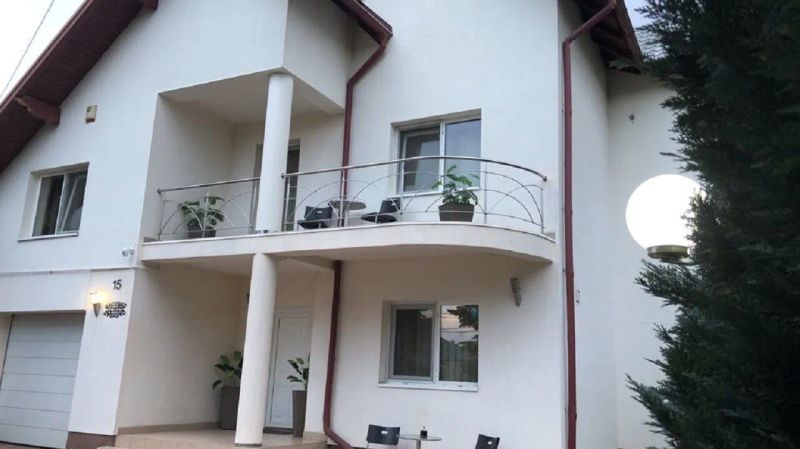 Lilu House Câmpina - foto 1