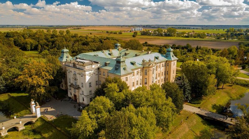 Hotel Zamek Królewski w Rydzynie - foto 1