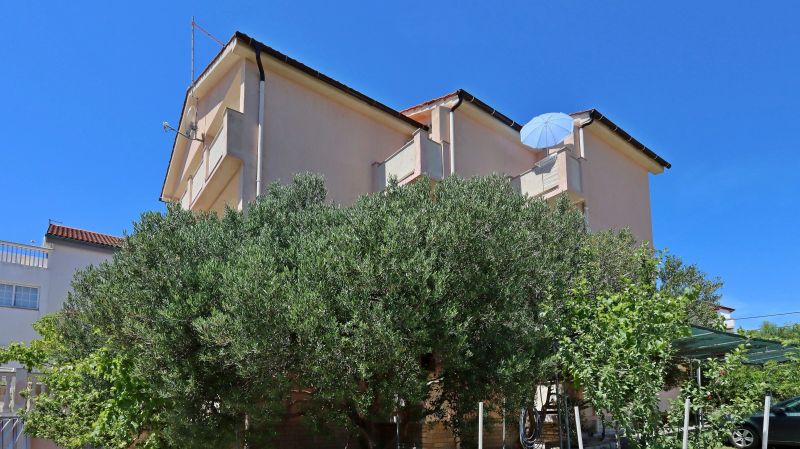 Apartments With Parking Space Lopar, Rab - 23747 Lopar - foto 1