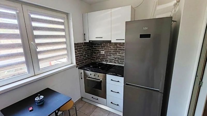 Nicolle Studio 2 Pitești - foto 1