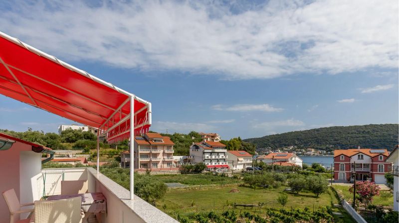 Apartman Supetarska Draga - CKR903 - foto 1