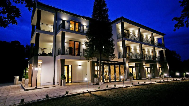 Boutique Hotel Divina Harkány - foto 1