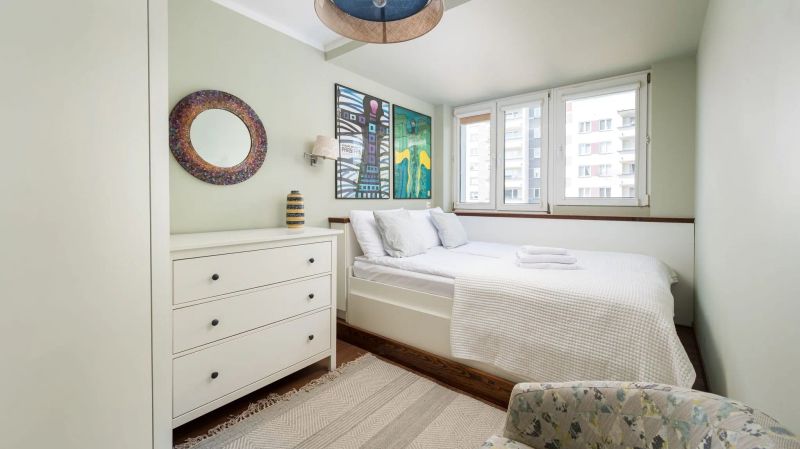 Rokowy przystanek Apartament Warszawa - foto 1