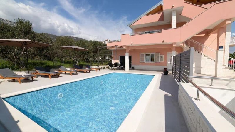 Apartments With Swimming Pool Kaštel Stari, Kaštela - 24273 Kaštel Stari - foto 1