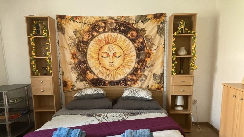 Napraforgó Vendégház Veresegyház - foto 1