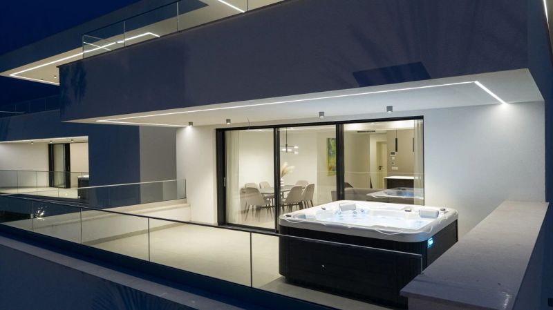 Villas Azimut - Luxury Apartment With Private Jacuzzi Malinska - foto 1