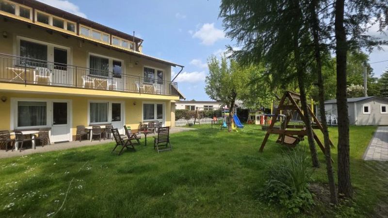 Pokoje Ostoja - Blisko Plaży - Możliwe Śniadania - foto 1