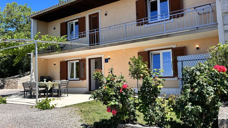 Holiday Home With Hot Tub Grižane, Crikvenica - 25532 Grižane - foto 1