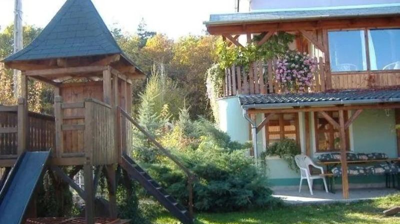 Börzsönyalja Vendégház Diósjenő - foto 1