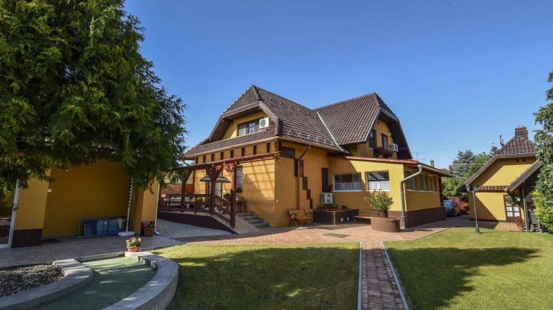 Gála Panzió Simontornya - foto 1