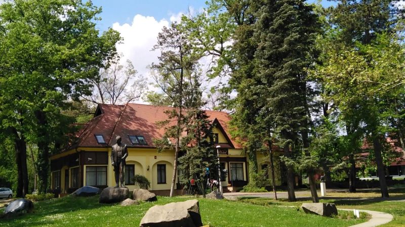 Villa Hotel Debrecen - foto 1