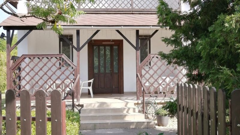 Napraforgó Vendégház Mezőkövesd - foto 1