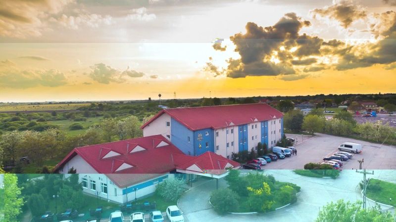 Hotel Iris Borș - foto 1