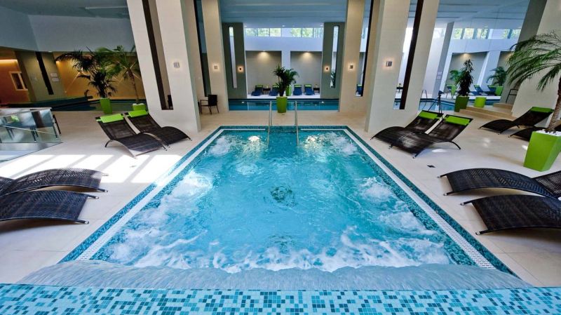 Abacus Business & Wellness Hotel Herceghalom - foto 1